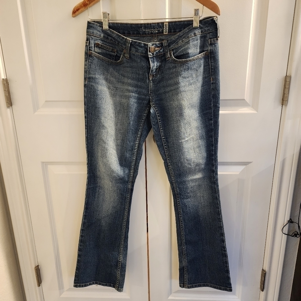 Vintage american rag boot cut low rise  distressed jeans y2k low rise 3 short